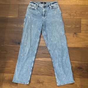 Hollister Ultra High Rise Dad Embroidered Jean